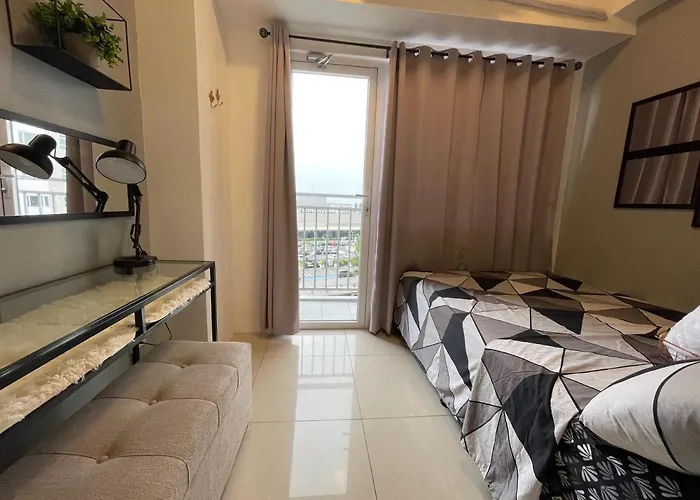 아파트호텔 Breathing Space Staycation At South Residences Las Pinas 1br