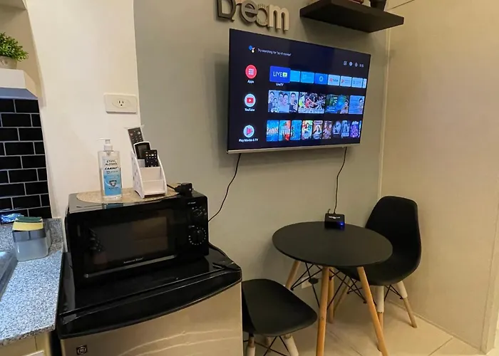 Breathing Space Staycation At South Residences Las Pinas 1br *